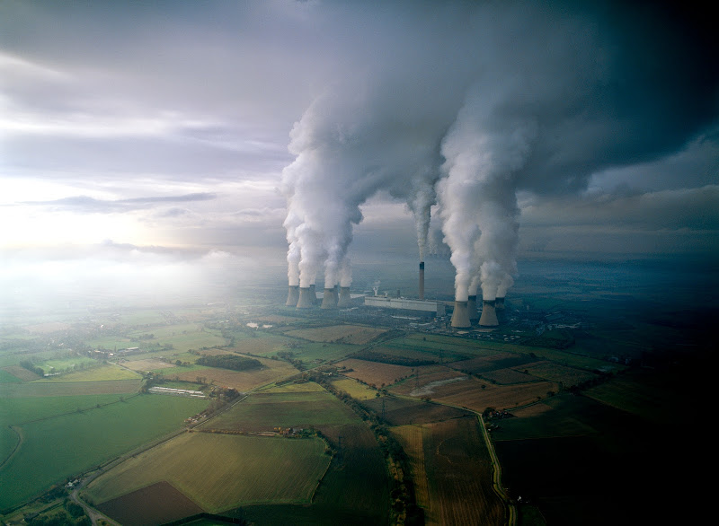 Central de produção de energia através do carvão, no Reino Unido
