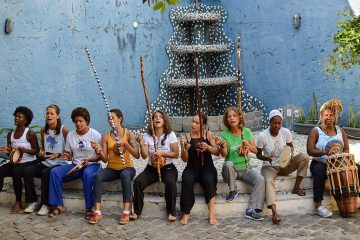 mulheres capoeira