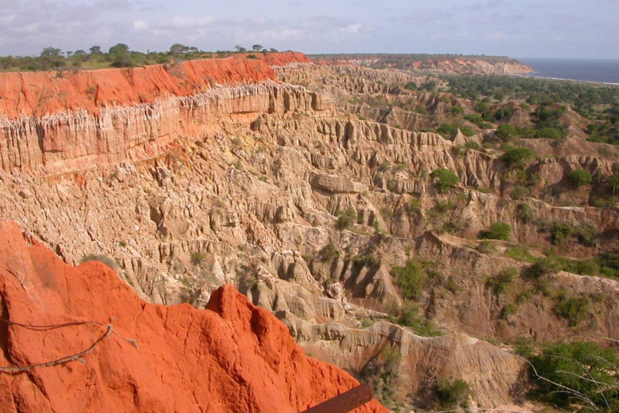 miradouro da lua samba angola