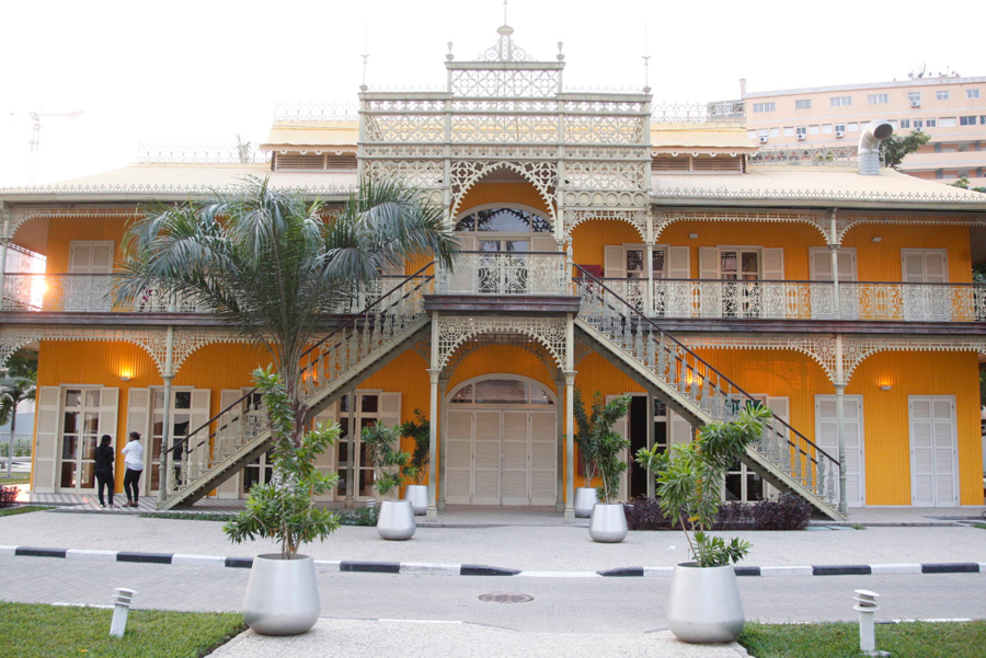 palacio de ferro luanda